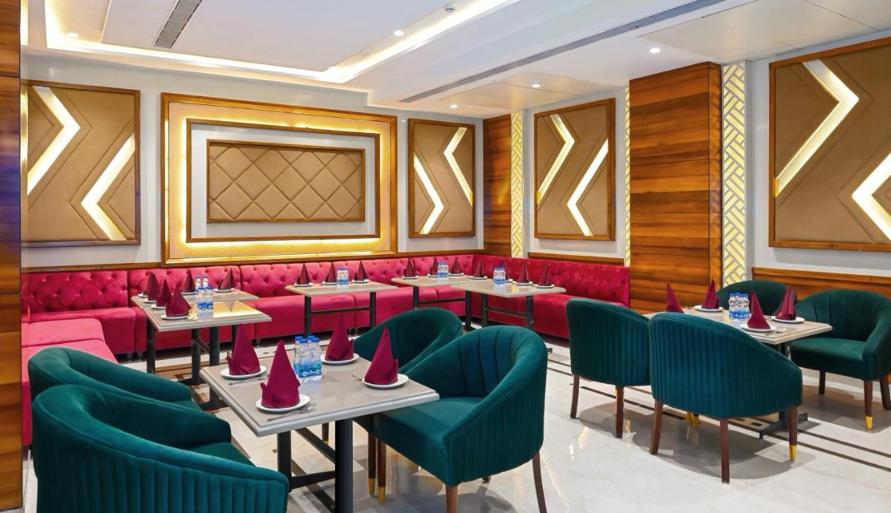 Hotel Classio Royale Amritsar Exterior foto